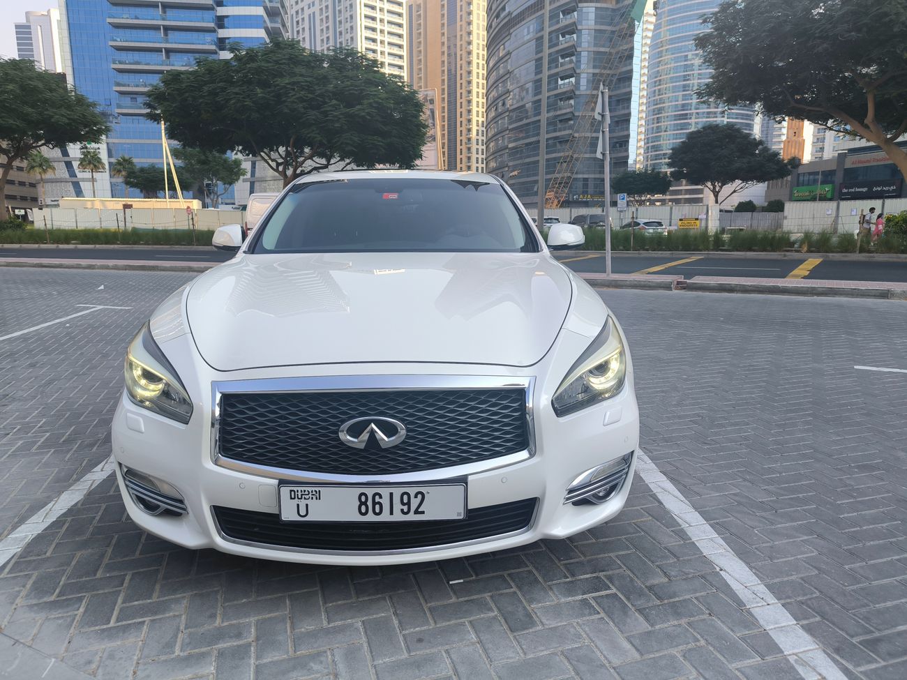 إنفينيتي Q70 Luxury 3.7L