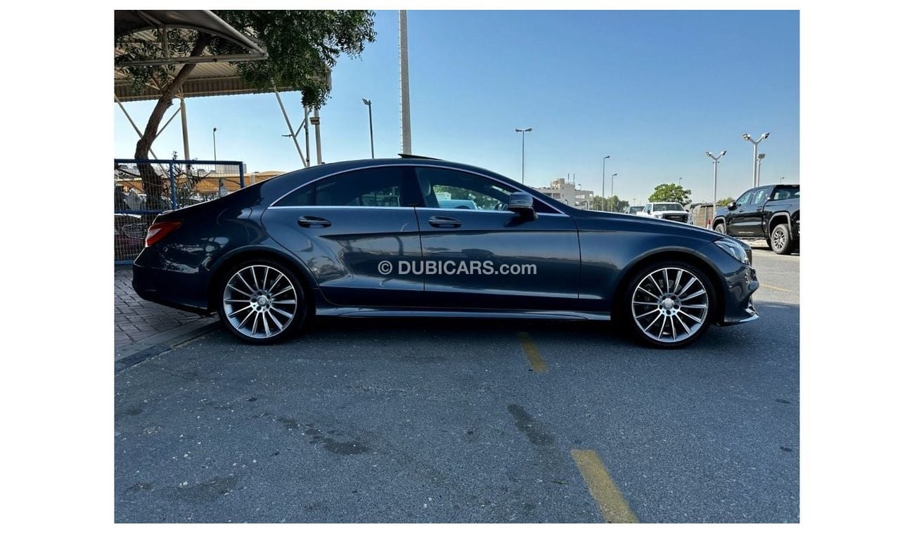 Mercedes-Benz CLS 400 PREOWNED MERCEDES BENZ  CLS 400 AMG Model 2016 Very Clean Car Fresh Japan Import