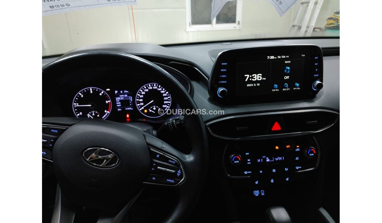 هيونداي سانتا في Hyundai santafe 2020 diesel full option without sunroof