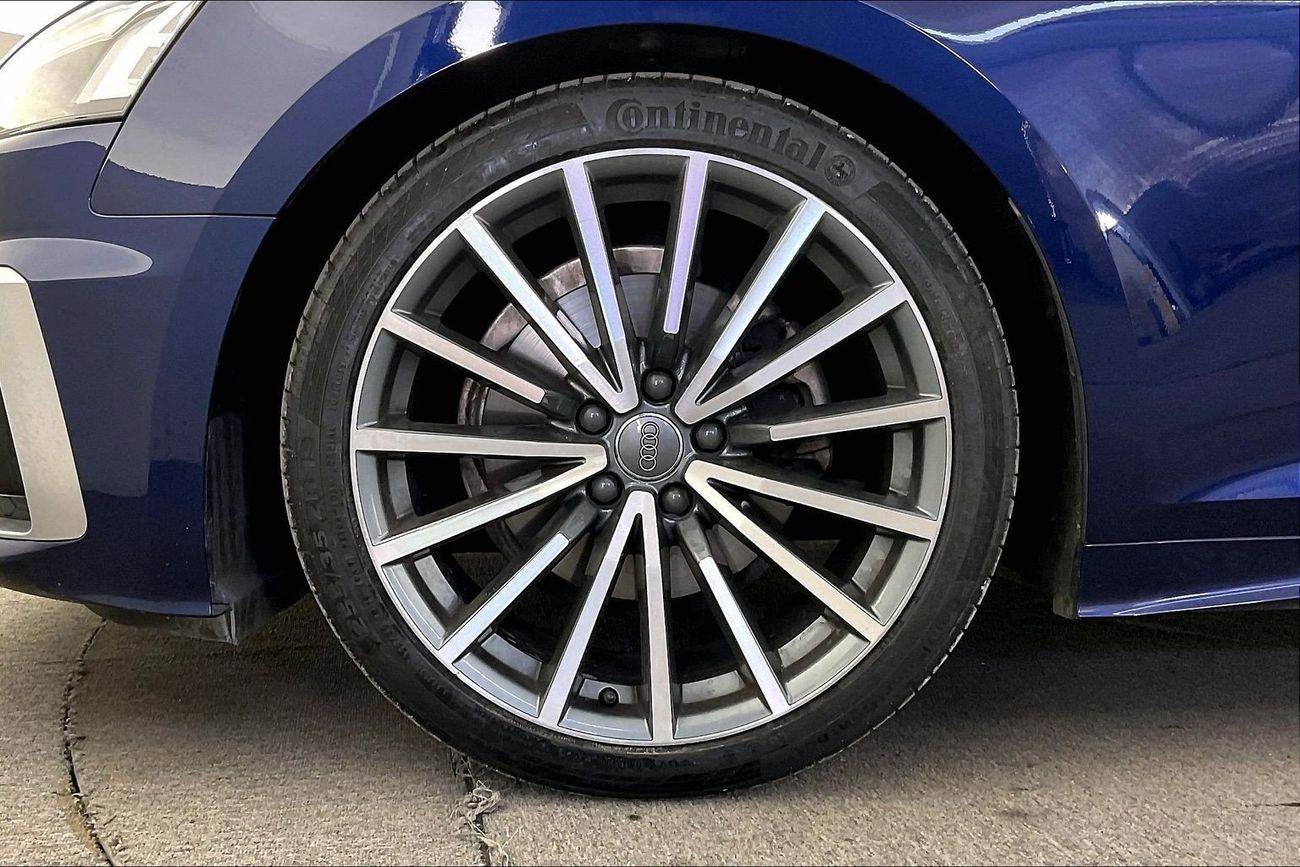 أودي A5 40 TFSI S-Line | National Day Celebration | شامل الضمان | 0 ﺪﻔﻋﺓ ﺃﻮﻟﻯ