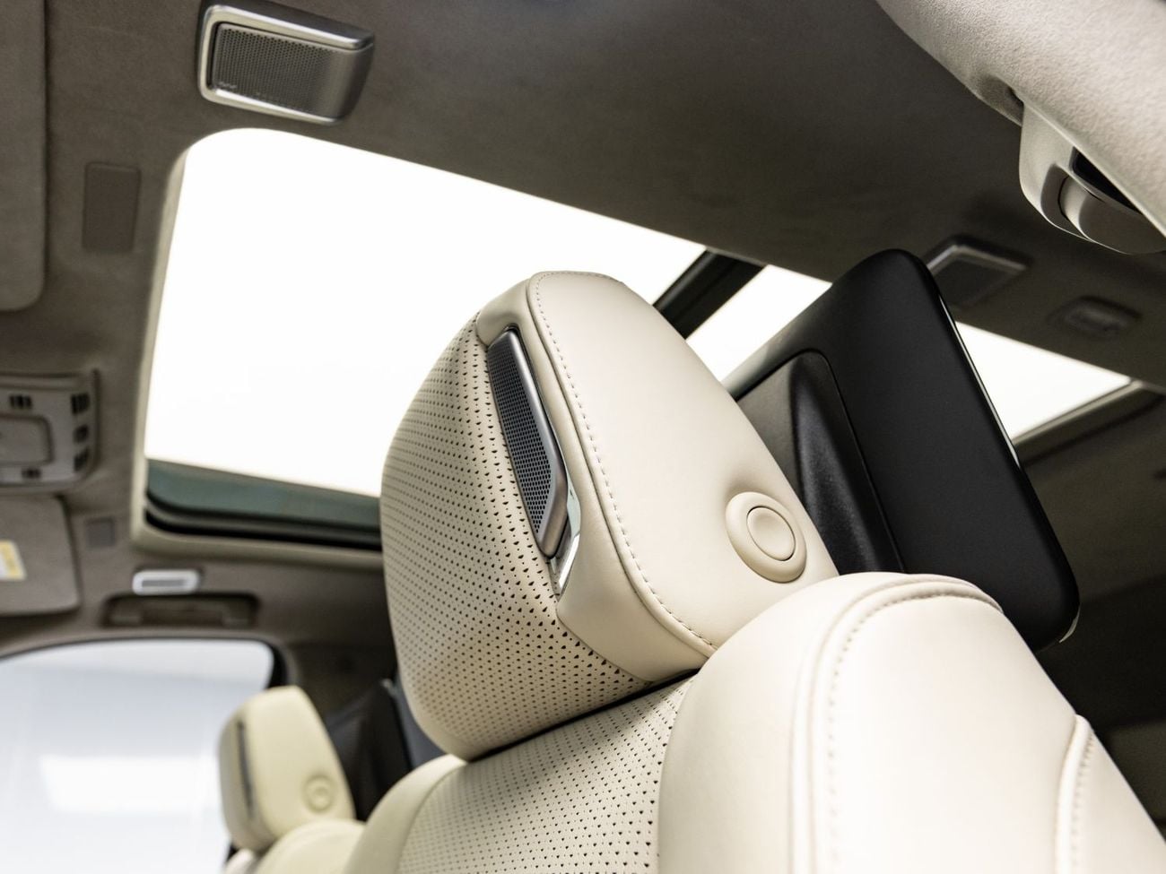 Cadillac Escalade 2025 Cadillac Escalade Black Edition, 6.2 Supercharged V8, AWD, 682bhp, 10 Speed Automatic