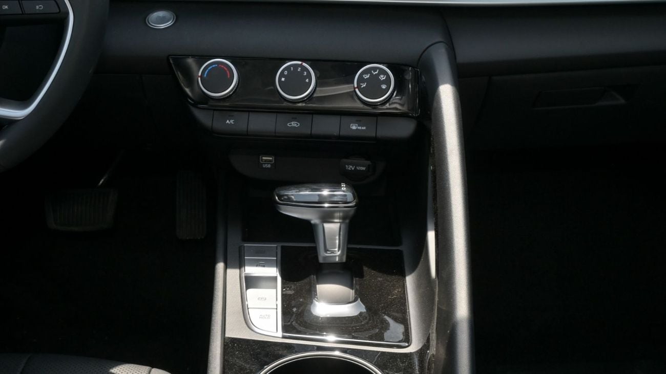 هيونداي إلانترا سمارت Hyundai Elantra - 1.5L PETROL - Chinese Specs MODEL 2025(Export)
