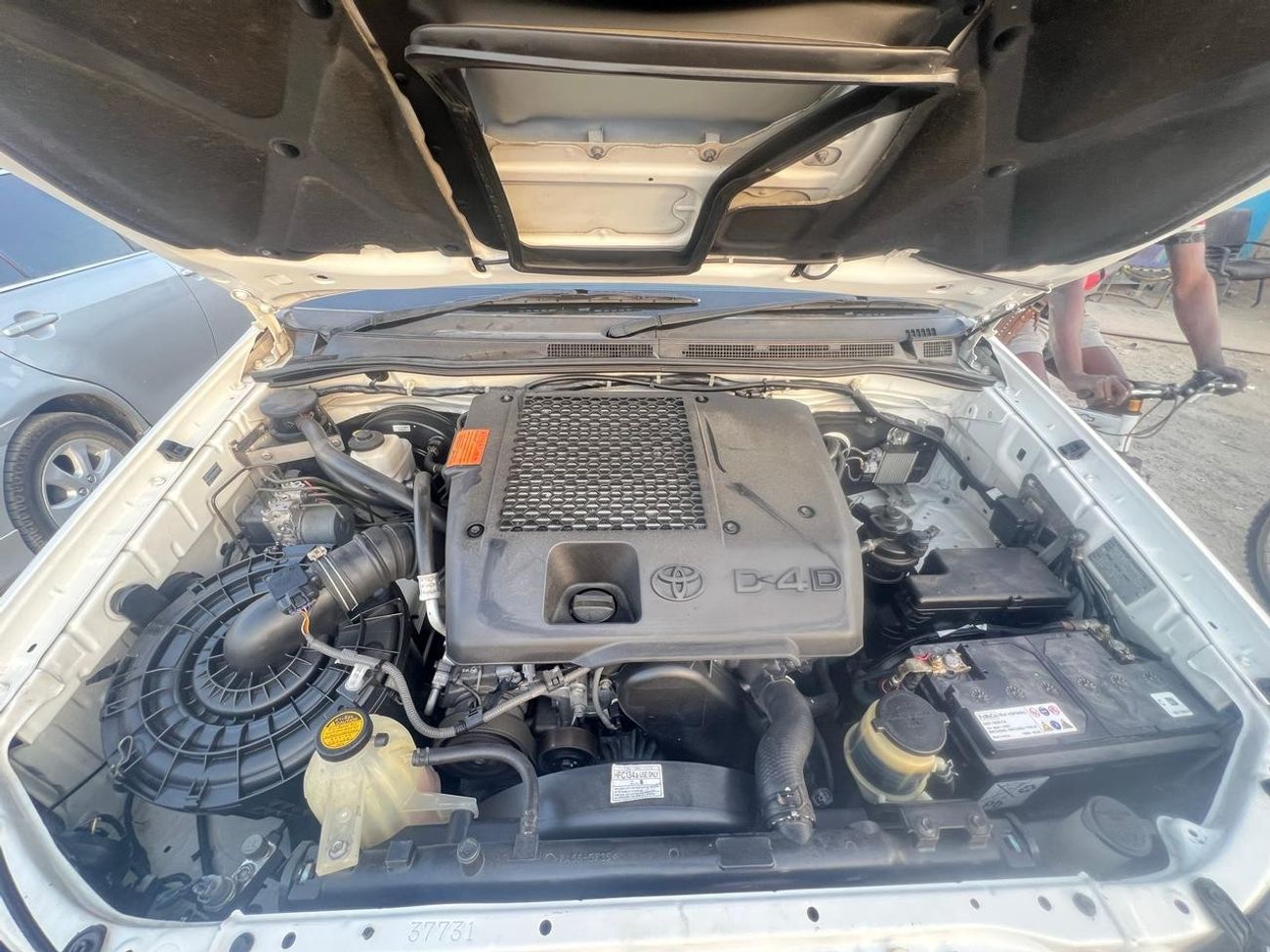 Toyota Hilux DIESEL 3,0 LITER RIGHT HAND DRIVE AUTOMATIC