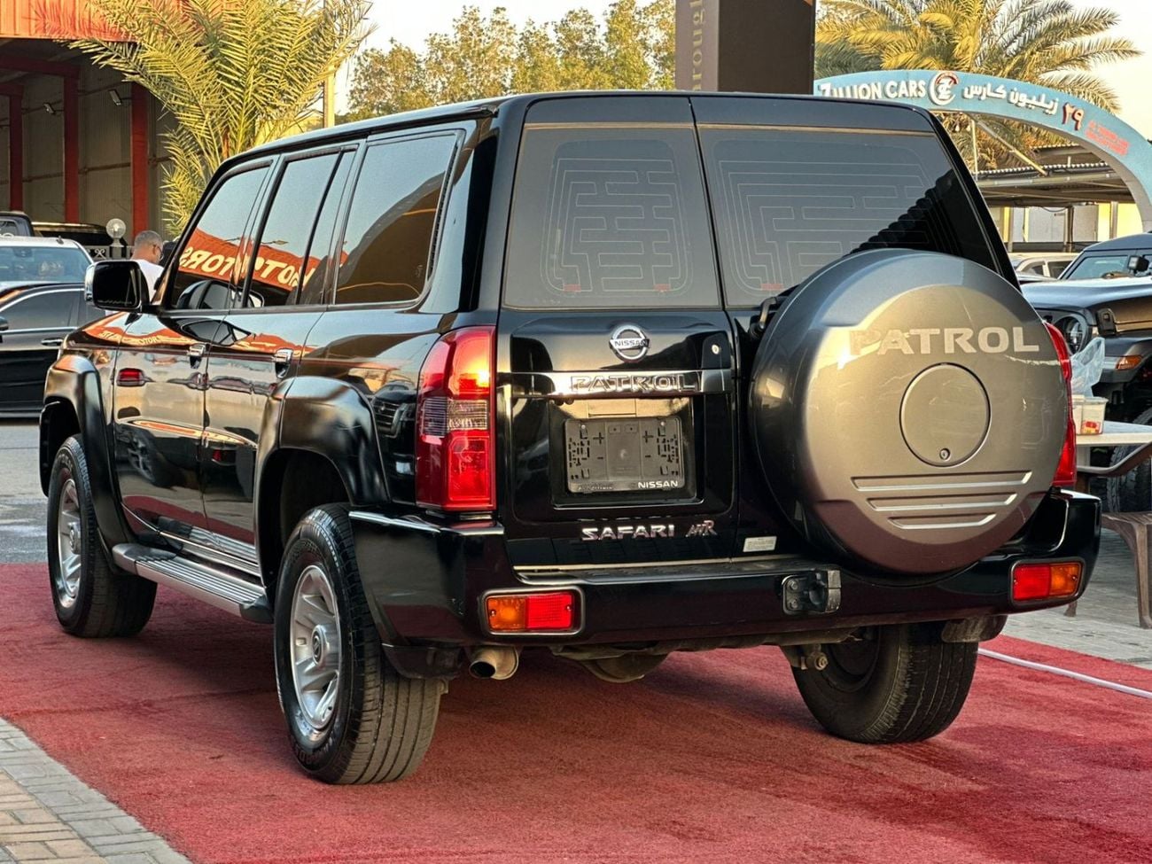Nissan Patrol Safari 4.8L (4800 CC) - 6-cylinder VTC