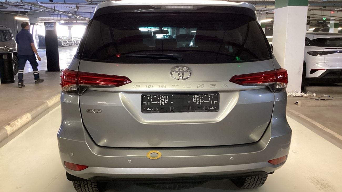 Toyota Fortuner 2.7 4WD AUTO 7STR EXR | Guaranteed Warranty | 0 Down Payment