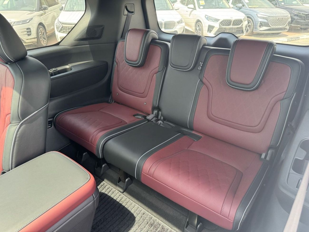 Infiniti QX80 2025 Infinity Autograph Captain Chairs 3.5L