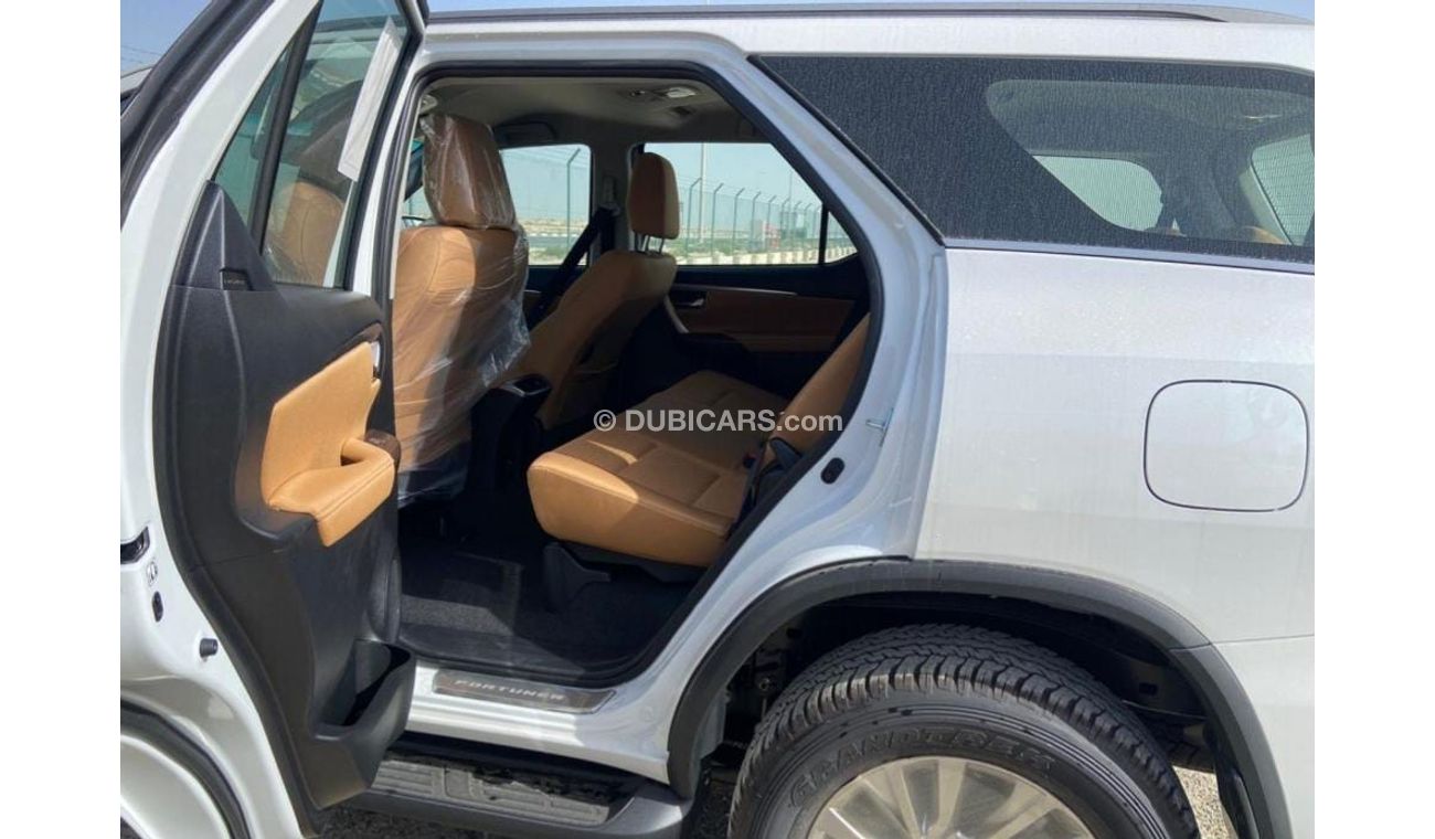 Toyota Fortuner TOYOTA FORTUNER 2.8L DSL  4/4 FULL OPTION 2023