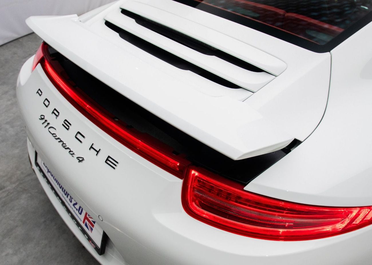 Porsche 911 CARRERA 4