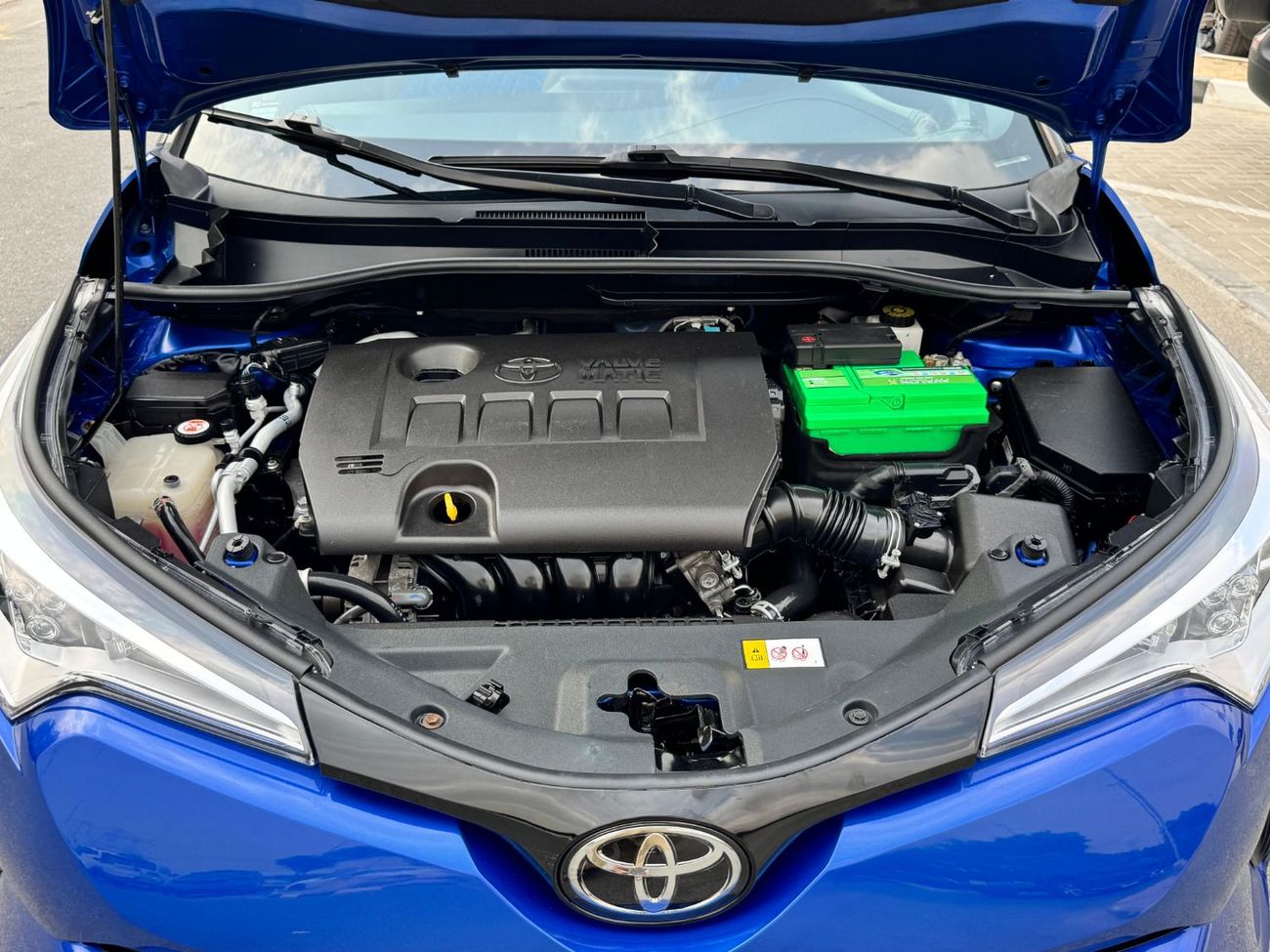 Toyota C-HR STD (NON GCC)