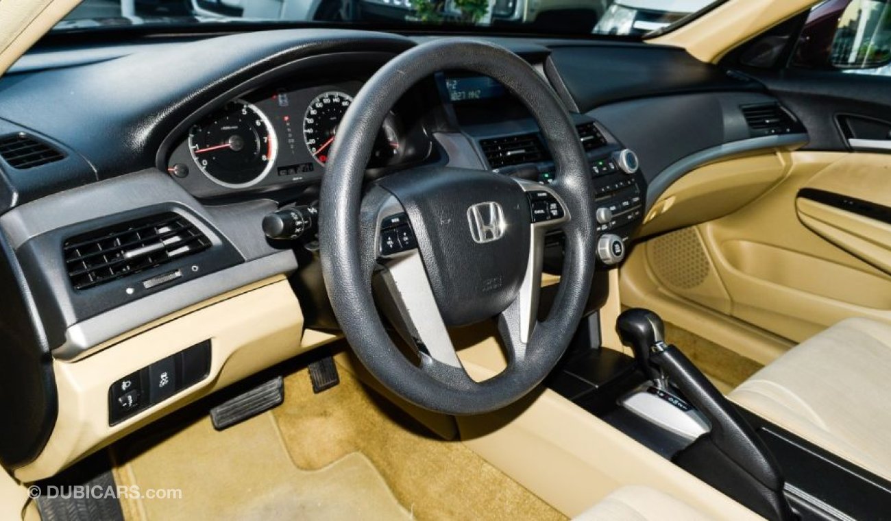 Honda Accord Gulf without accidents, red color inside beige, cruise control in excellent condition, you do not ne