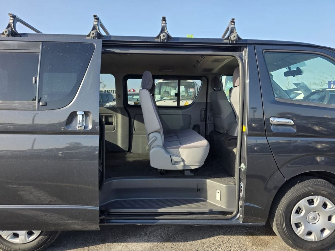 Toyota Hiace TOYOTA HIACE  VAN RHD 2007 MODEL 2.0 L PETROL AUTOMATIC(PM51149)