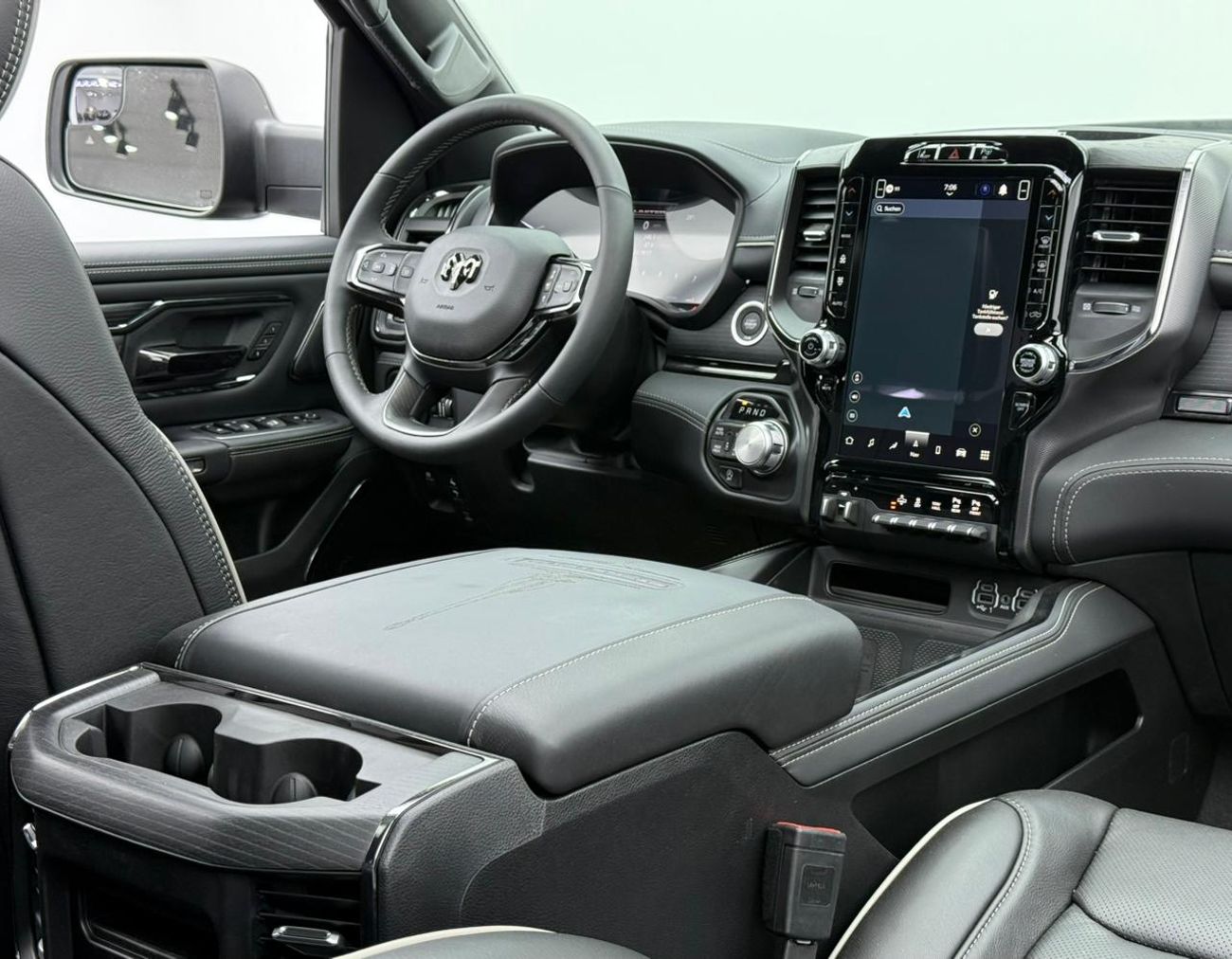 RAM 1500 Limited Crew Cab 5.7L 2024 Dodge RAM Limited 4x4, 1 Year Unlimited Km Warranty, Excellent Condition