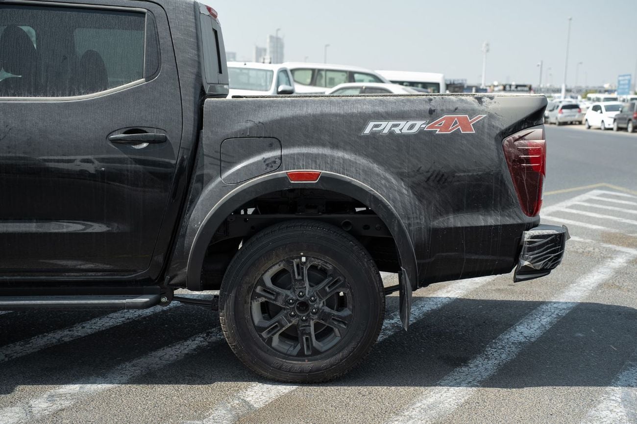 نيسان نافارا PRO-4X Off-Road | 2.5L Diesel 4WD A/T (Only For Export)