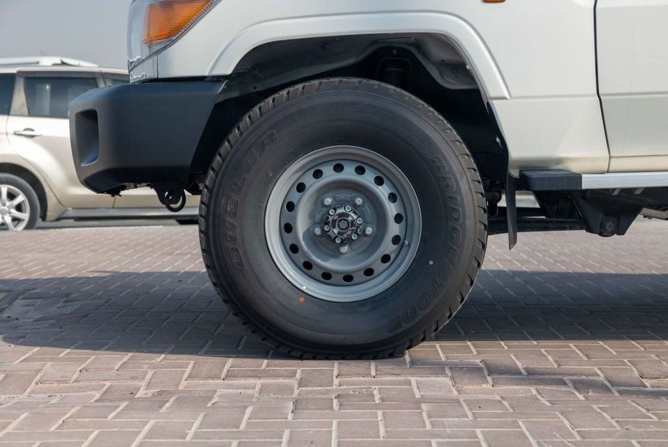 Toyota Land Cruiser Pick Up DC 4.5L V8 DIESEL 4X4 2022 | SNORKEL | TRACTION CONTROL