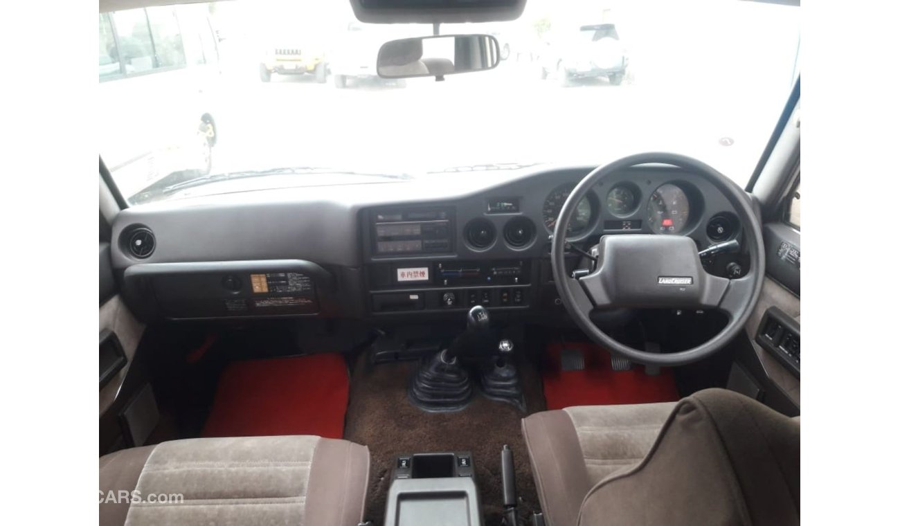 Toyota Land Cruiser Land cruiser VX  RIGHT HAND DRIVE (Stock no PM 745 )
