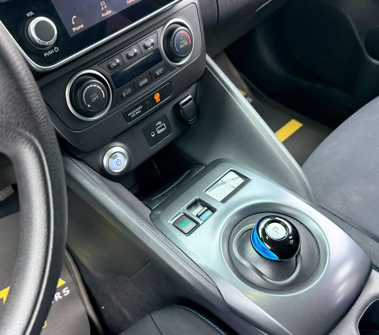 نيسان ليف 2019 Nissan Leaf, Very Low Km, Zero Emission, Fully Loaded, Excellent Condition, GCC