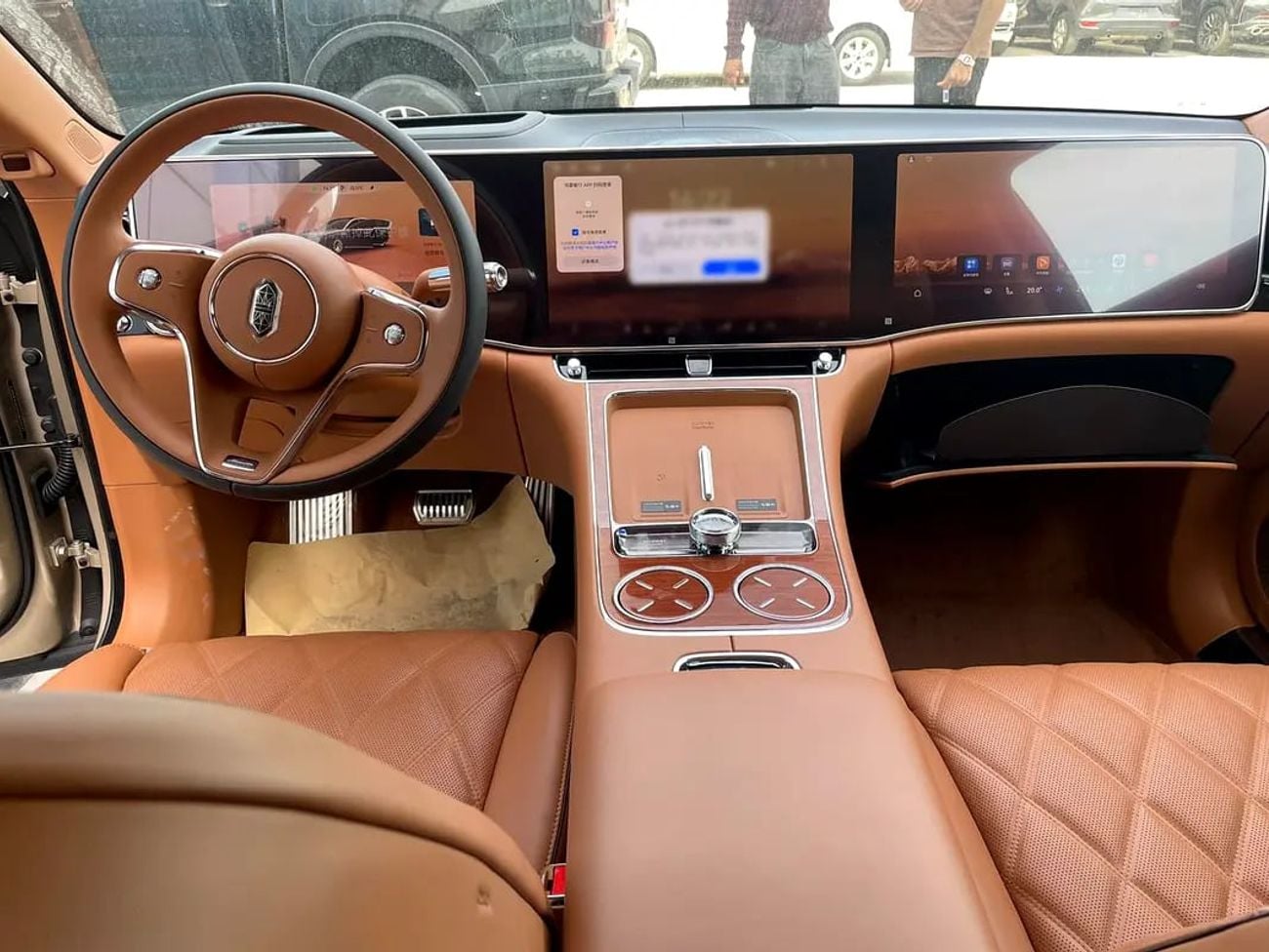 ماكسترو S800 Starlight Executive Edition (EREV) – Ultra-Luxury Intelligent Sedan