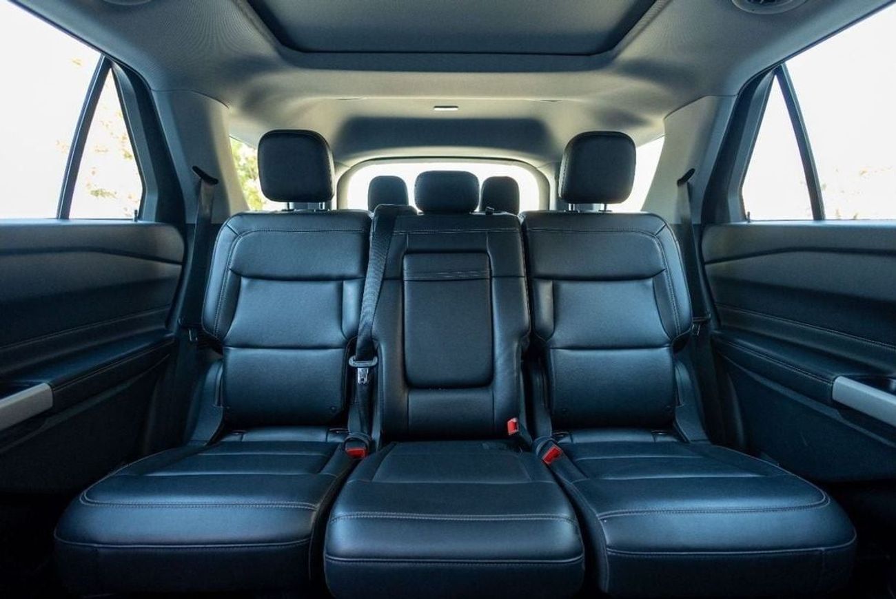 فورد إكسبلورر XLT 202A 2.3L 4WD Ford Explorer XLT (7 SEATER) 2022 GCC under Agency Warranty and Service Contract w