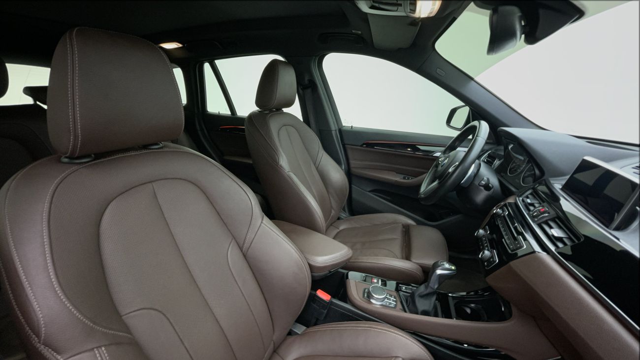 بي أم دبليو X1 2 2000