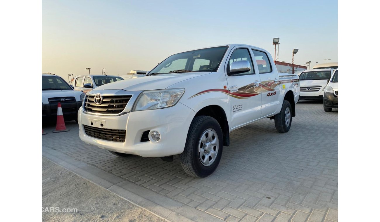 Toyota Hilux 2015 4x4 Automatic Ref#477