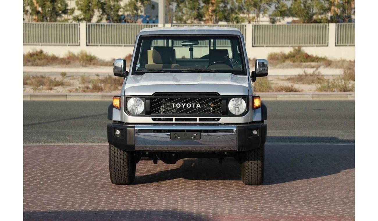 Toyota Land Cruiser Pick Up 2024 Toyota LC79 Single Cab 4.0 - SILVER inside BEIGE | Export Only