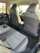 Toyota RAV4 Hybrid XLE 2.5L push start full option