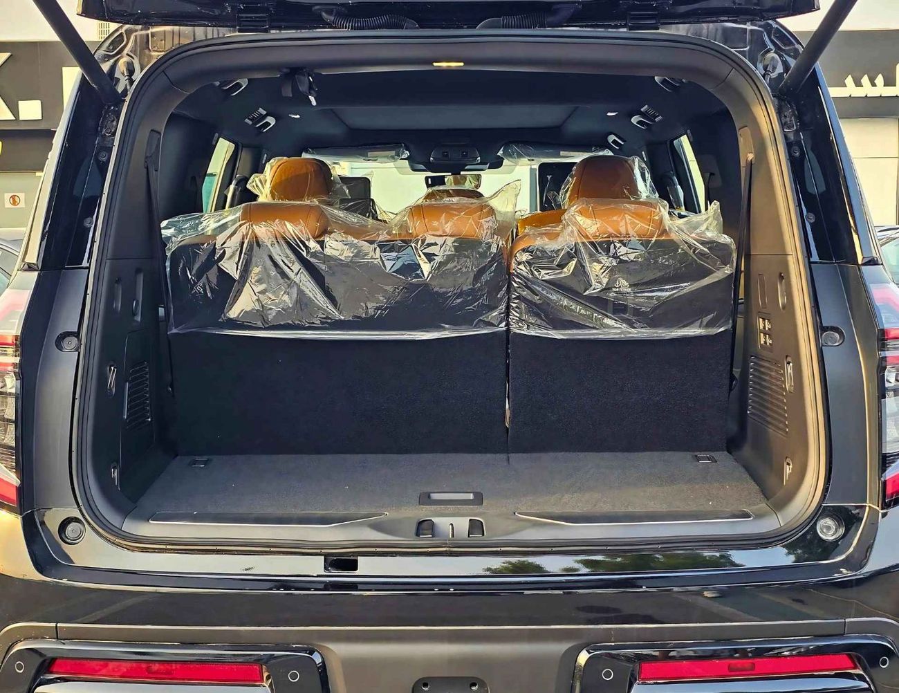 Nissan Patrol SE PLATINUM / 3.8L V6 / PWR SEATS WITH 360* CAMERA / HEADUP DISPLAY / FULL OPTION (CODE#SE PLATINUM)