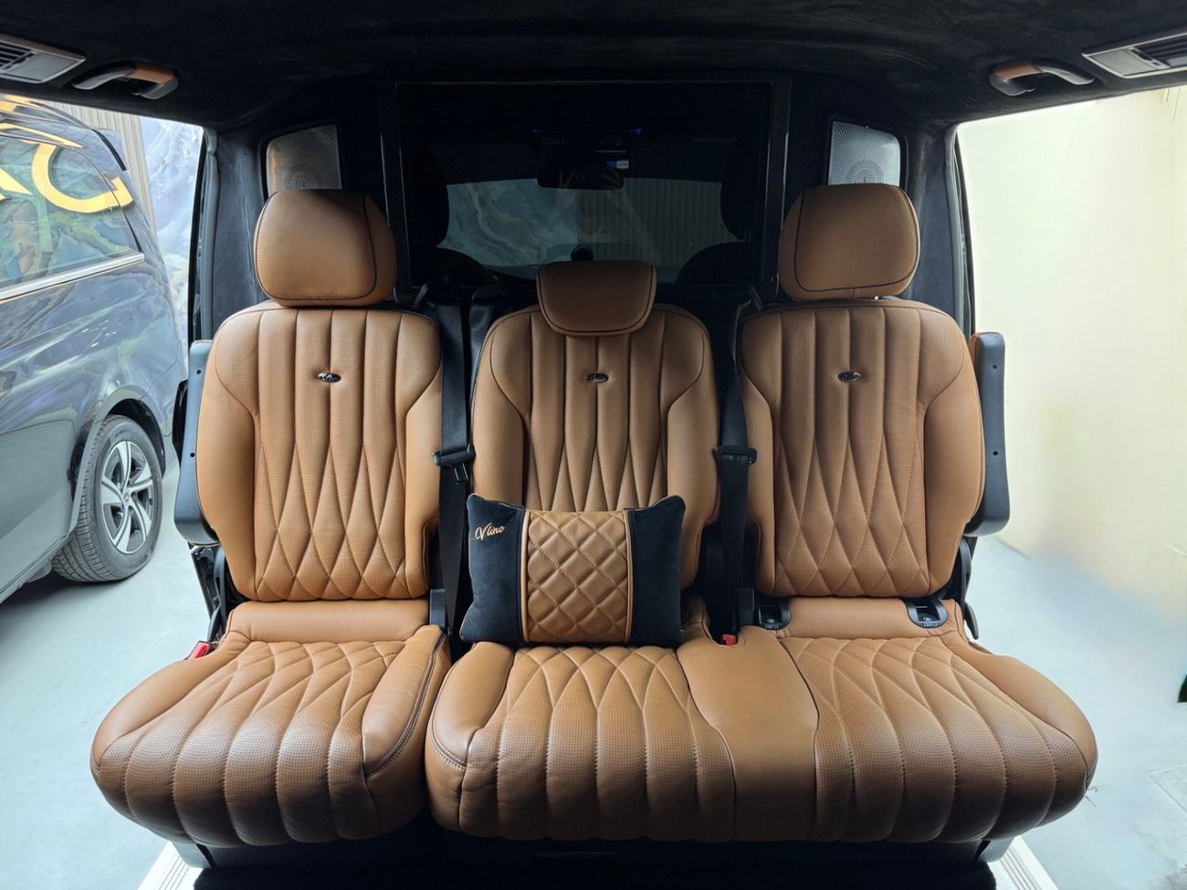 مرسيدس بنز V 300