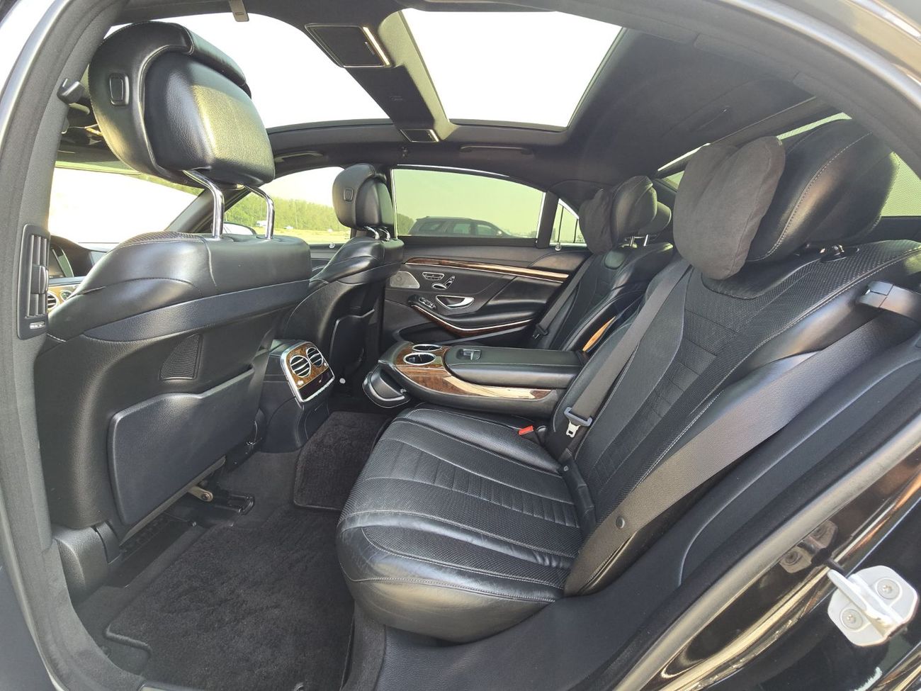 مرسيدس بنز S 550 MERCEDES S-550 2015 JAPAN // ORGINAL PAINT // GOOD CONDITION // ACCIDENT FREE