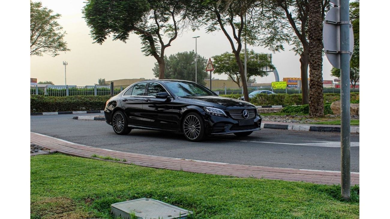 Mercedes-Benz C 300 AMG Pack MERCEDES-BENZ C300 4MATIC