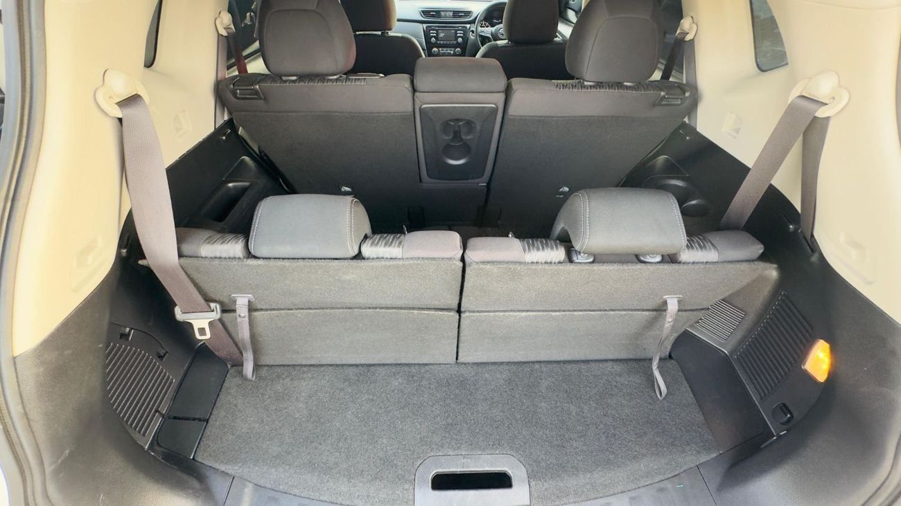 نيسان إكس تريل -