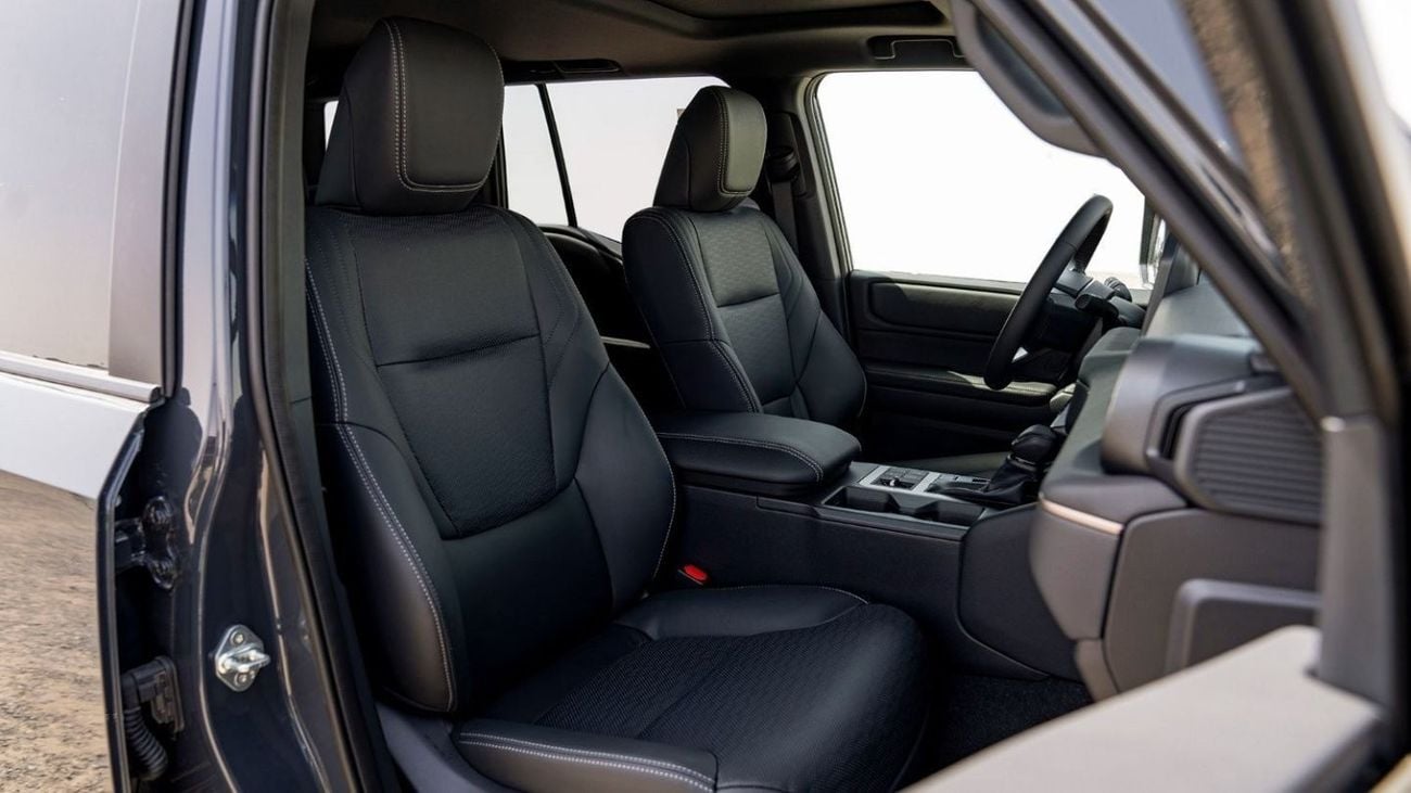 تويوتا برادو (LHD) TOYOTA PRADO 250 WX+ LUXURY 2.4P AT MY2025 - BLACK