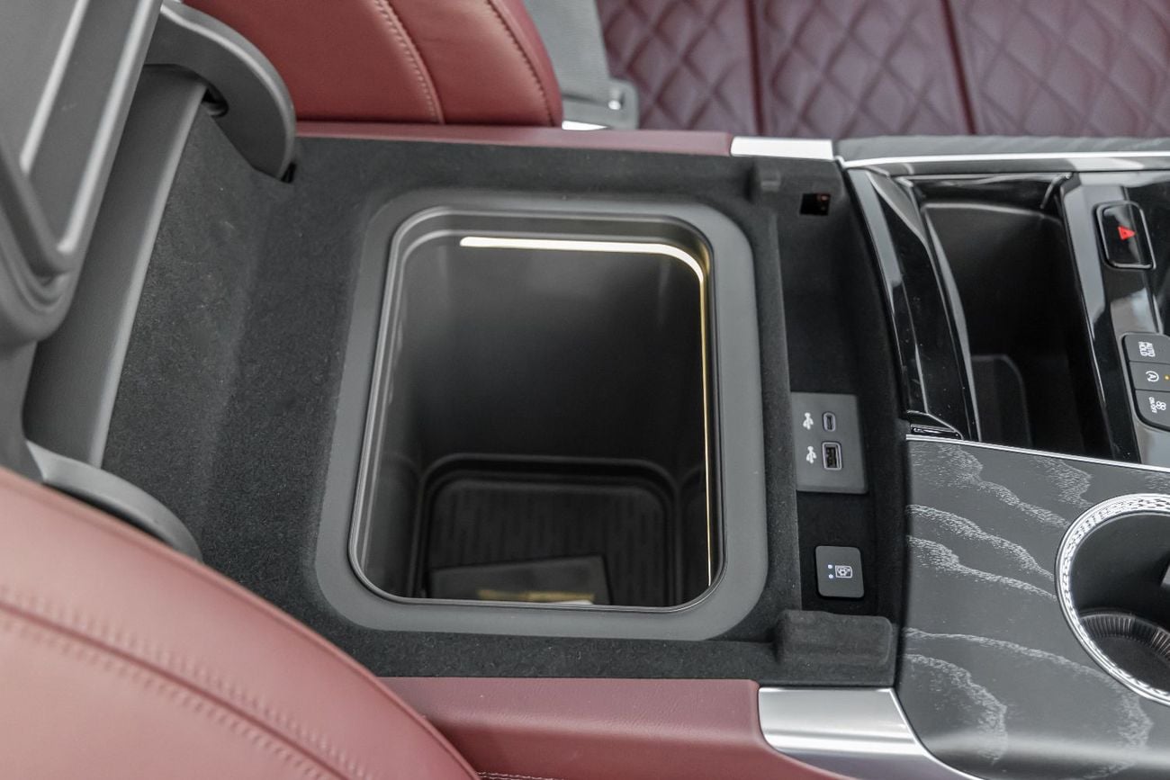 كاديلاك إسكالاد Sport 6.2L AWD Cadillac Escalade Sport - 2025 Brand New (Export)