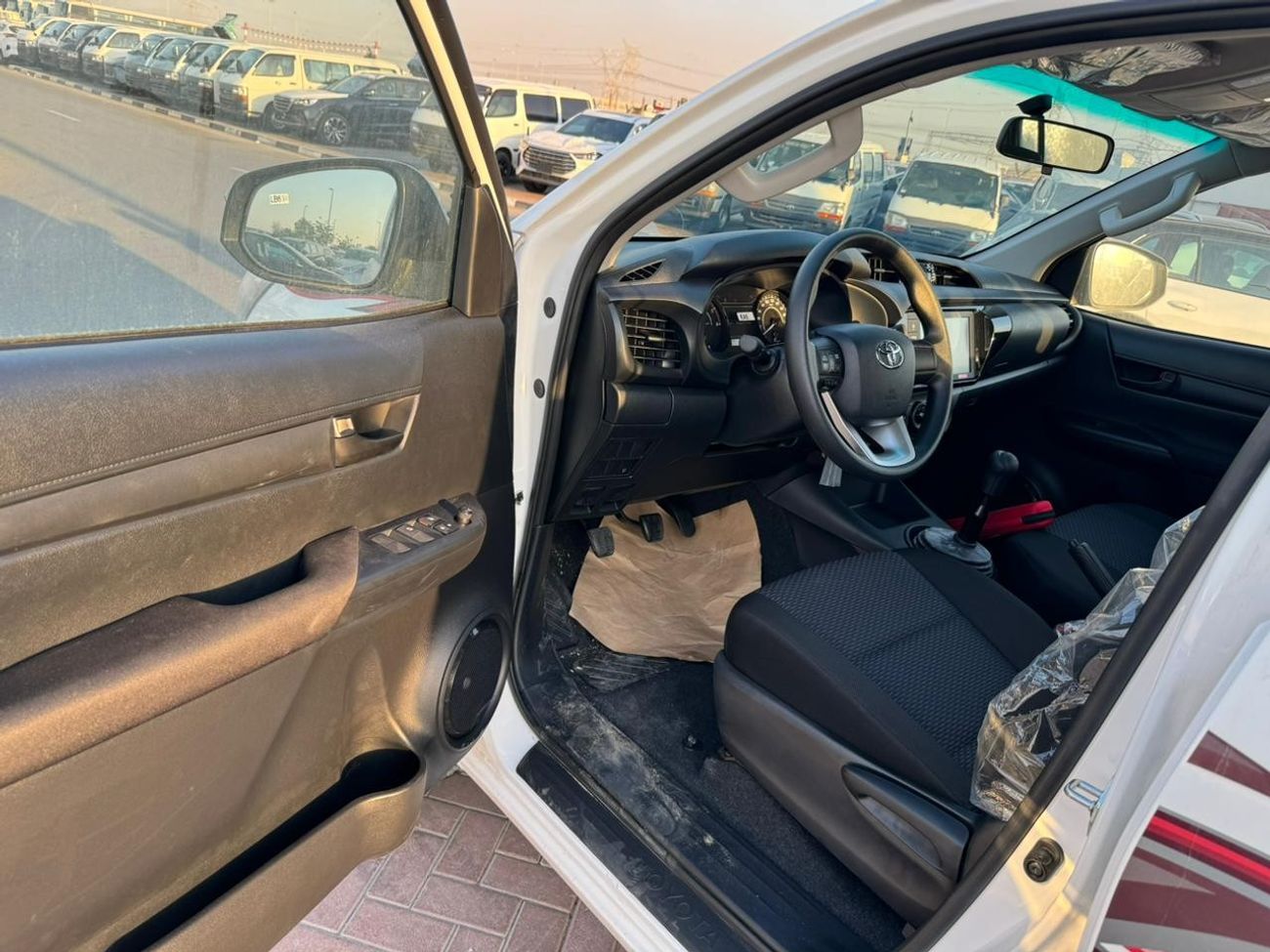 Toyota Hilux HILUX 4X4 DIESEL DOUBLE CAB BASIC 2.4L M\T