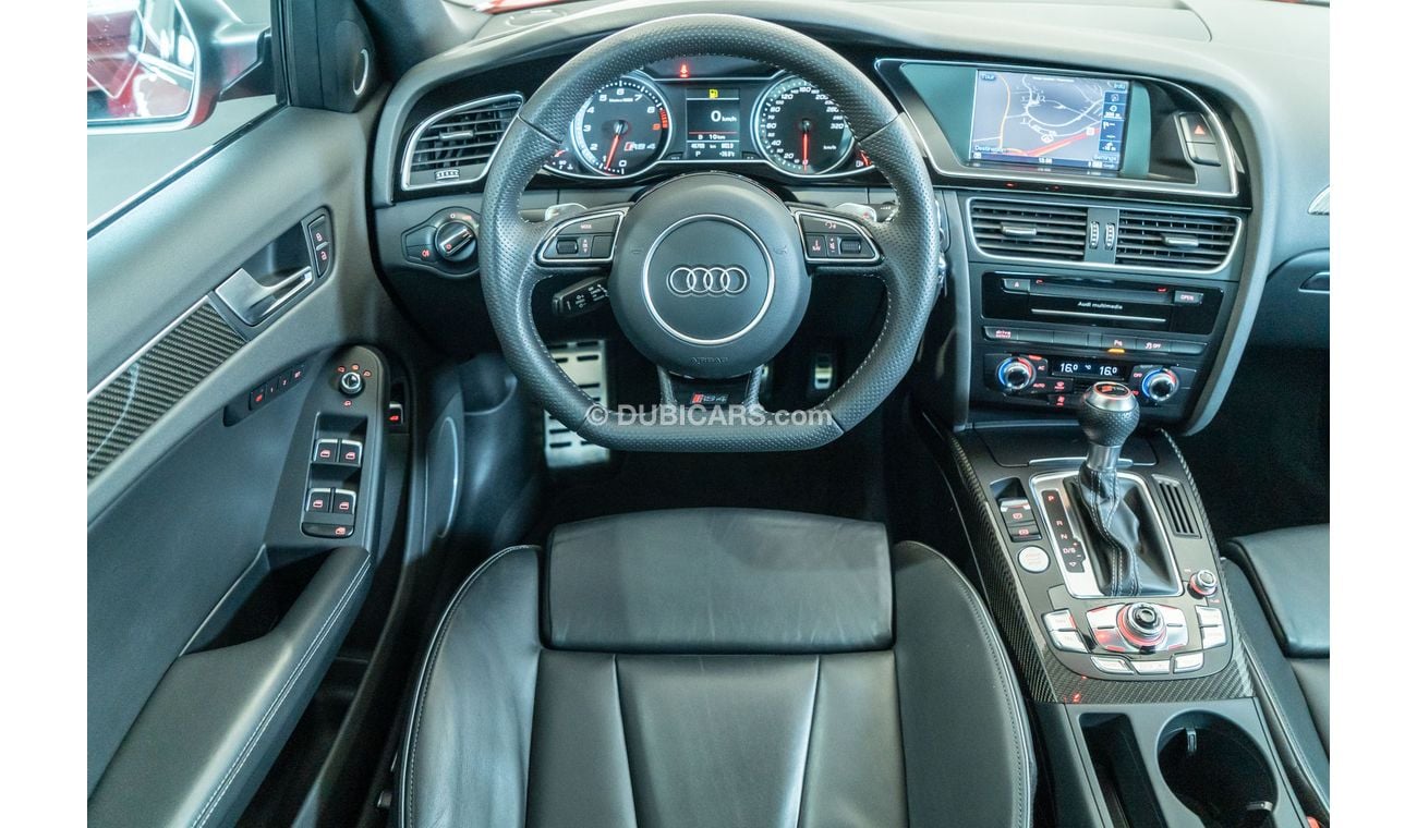 Audi RS4 2014 Audi RS4 / Full-Service History