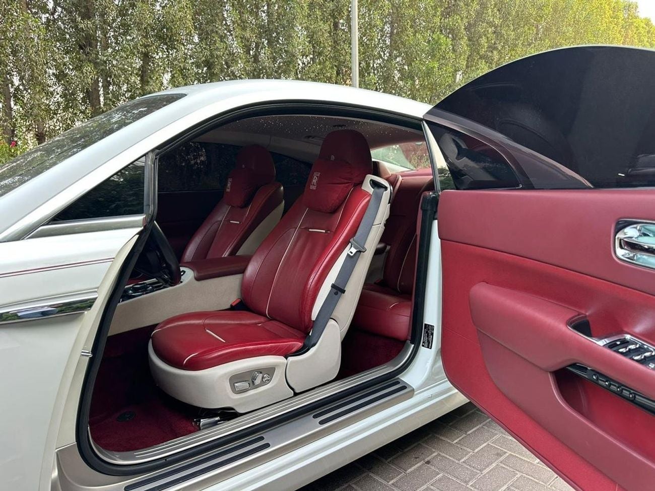 رولز رويس واريث Rolls Royce Wraith | 2015 | V12 | GCC | Service History