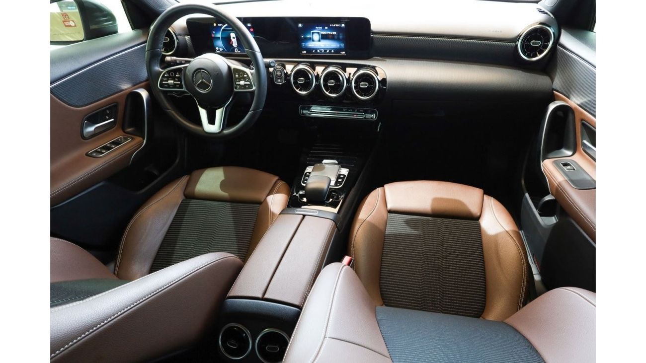 Mercedes-Benz A 200 Premium