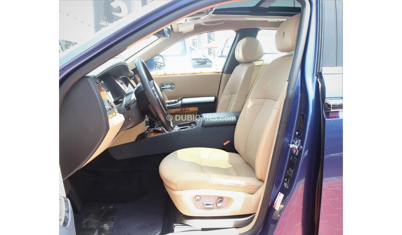 Rolls-Royce Ghost (2013) V12, GCC