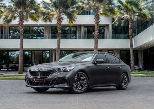 بي أم دبليو 520i G60 520i M | 5,700 P.M | 0% Downpayment | BMW WARRANTY+SERVICE!