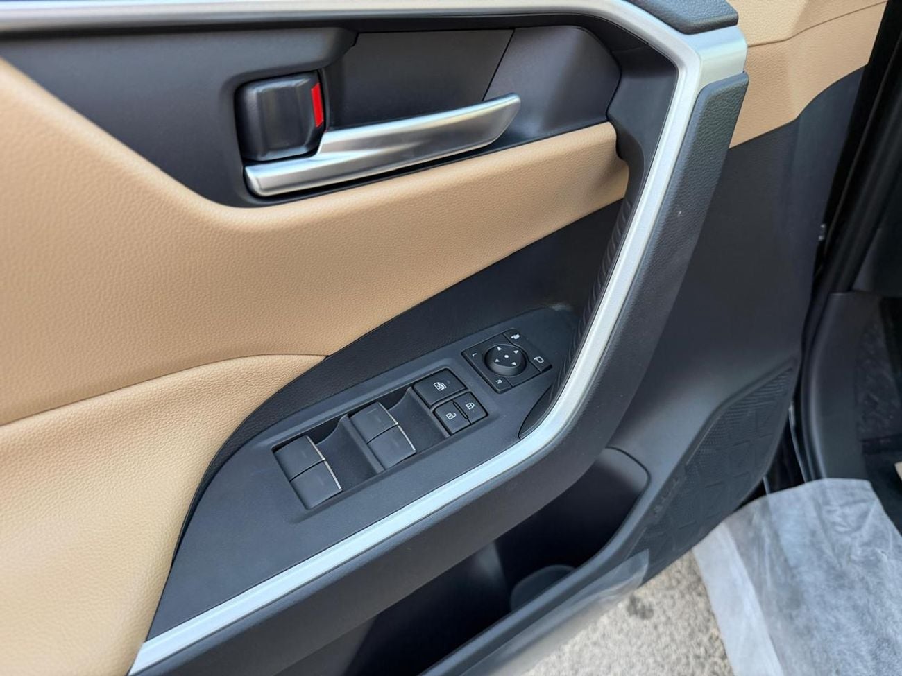 Toyota RAV4 2025 Toyota Rav 4 2.5L (4WD) LE GCC spec