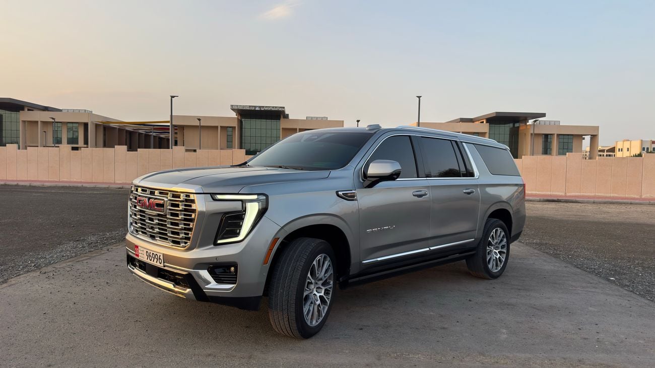 GMC Yukon XL Denali XL 6.2L V8