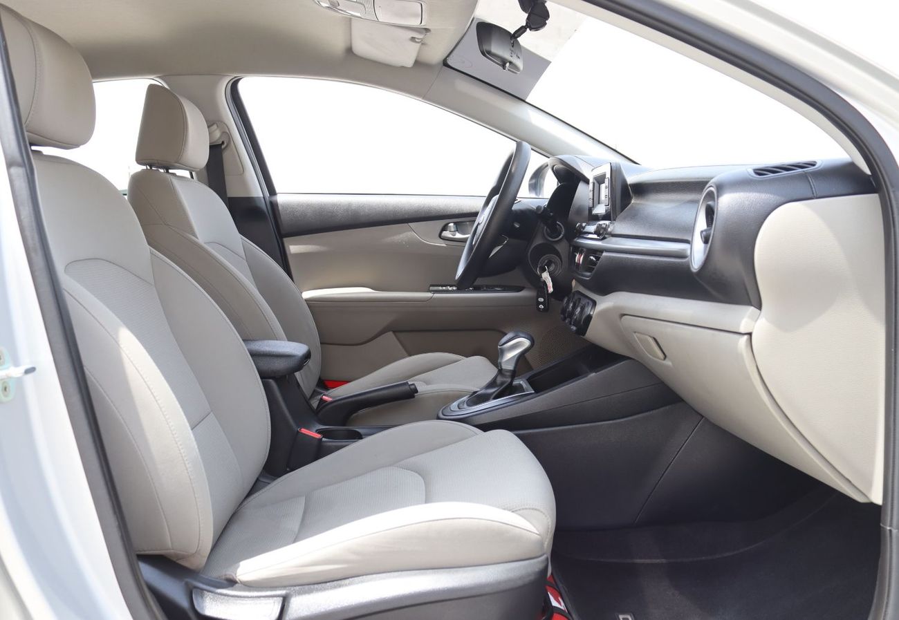 Kia Cerato Kia Cerrato car model 2020, Gulf specifications, accident-free, mileage 95,000 kilometers, with a 16