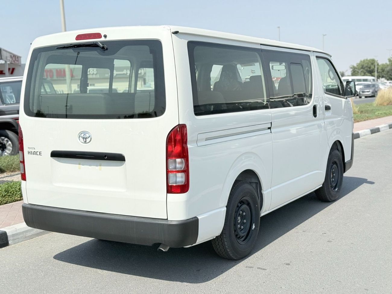 تويوتا هاياس 2025 Toyota Hiace Standard-Roof 15-Seater 2.7L 4-Cyl Petrol M/T RWD (Old-Shape) Export Only