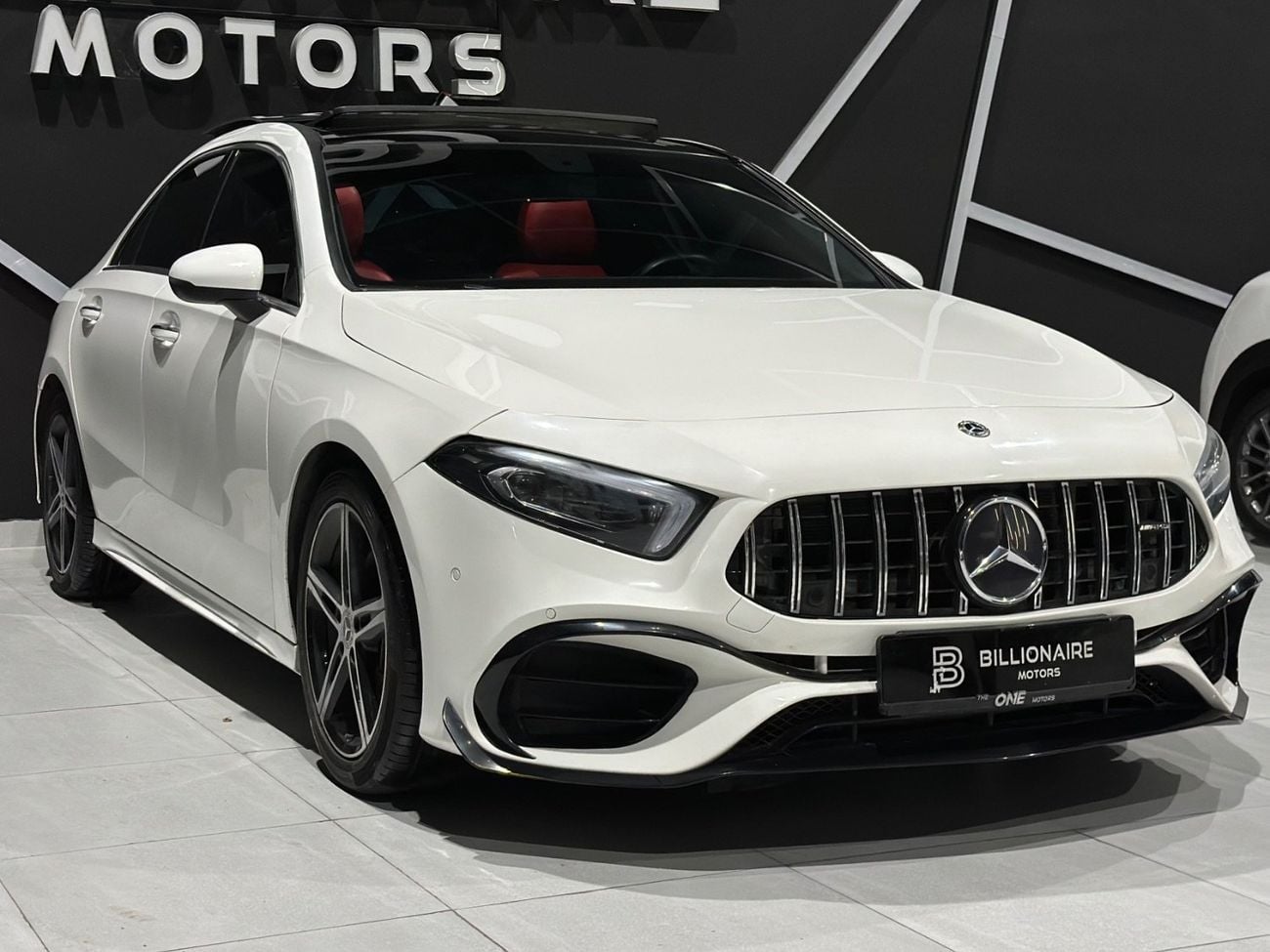 مرسيدس بنز A 220 MERCEDES-BENZ A220 | 2019 | FULL OPTIONS | Upgrade it to 45 AMG