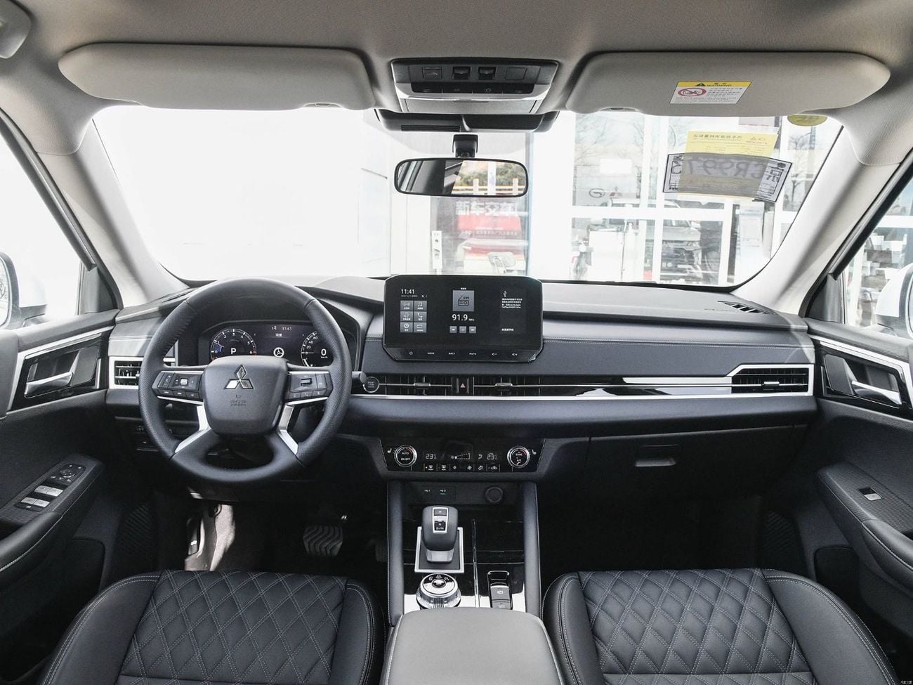 Mitsubishi Outlander MITSUBISHI OUTLANDER M LINE 1.5L 4WD MODEL 2022