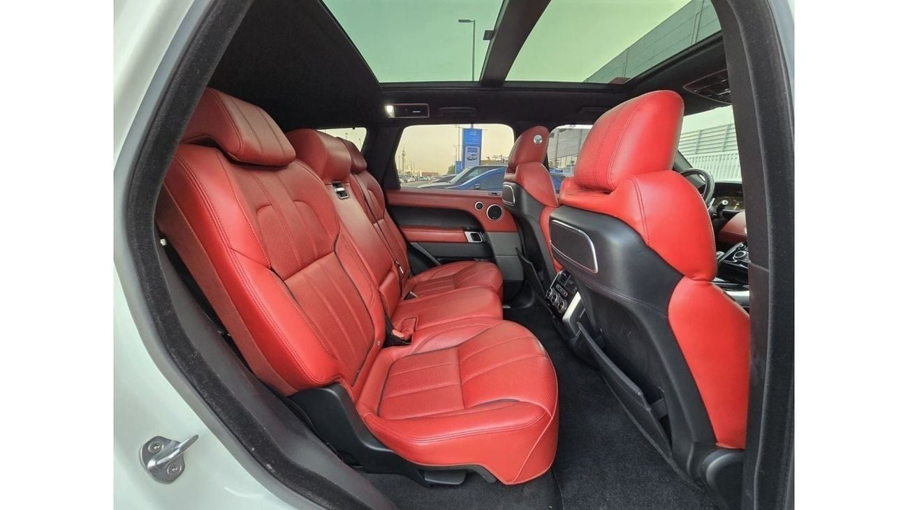 Land Rover Range Rover Sport SPORT SUPERCHARGED 2016 GCC 2KEYS // ORGINAL PAINT // ACCIDENT FREE // PERFECT CONDITION
