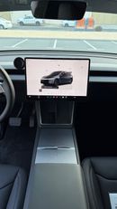 Tesla Model Y Long Range (AWD)