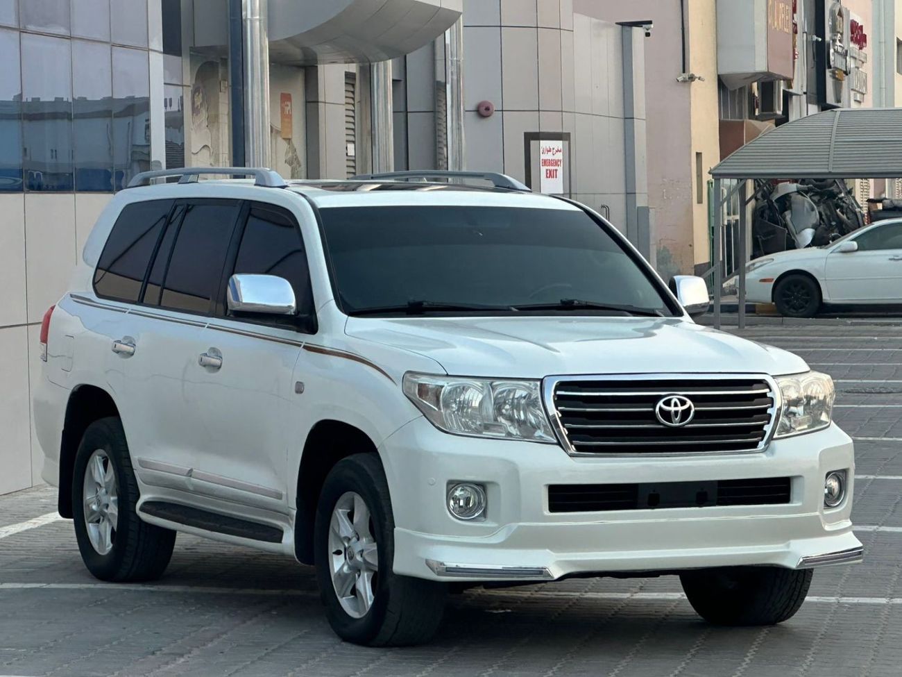 تويوتا لاند كروزر تويوتا لاندكروزر VXR V8 خليجي 2010