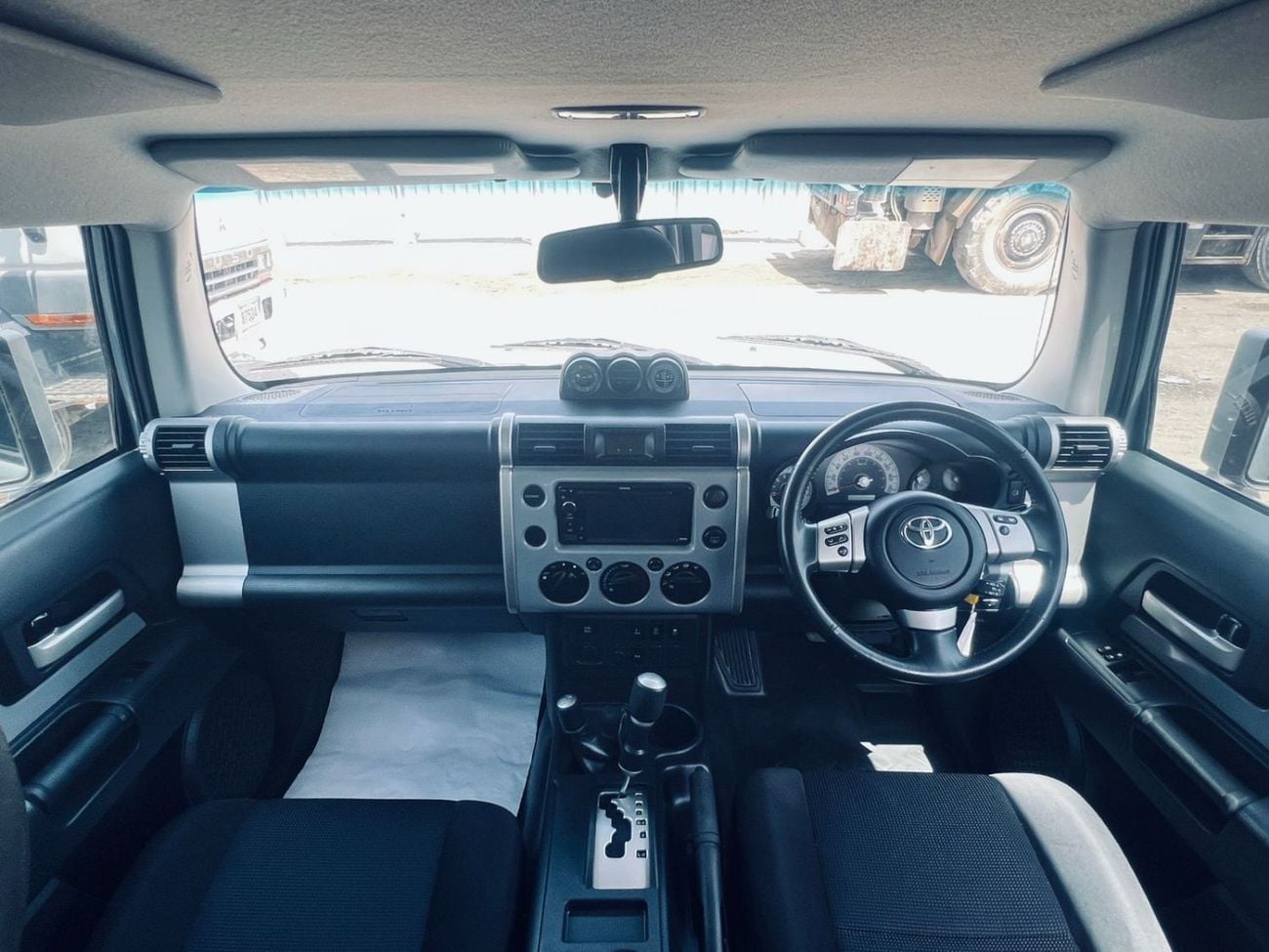 Toyota FJ Cruiser GXR Petrol 4.0 Liter White Color Right Hand Drive