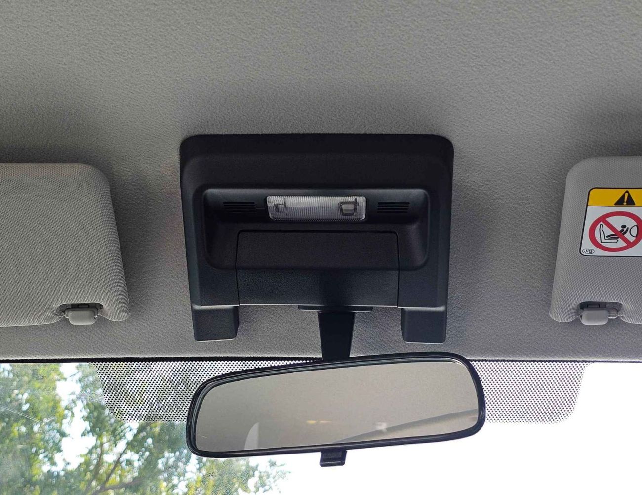 تويوتا لاند كروزر بيك آب LC79 / DOUBLE CABIN / 4.2L V6 DIESEL M/T / LEATHER SEATS / SNORKEL / MID OPTION / 4WD (CODE # 69033)